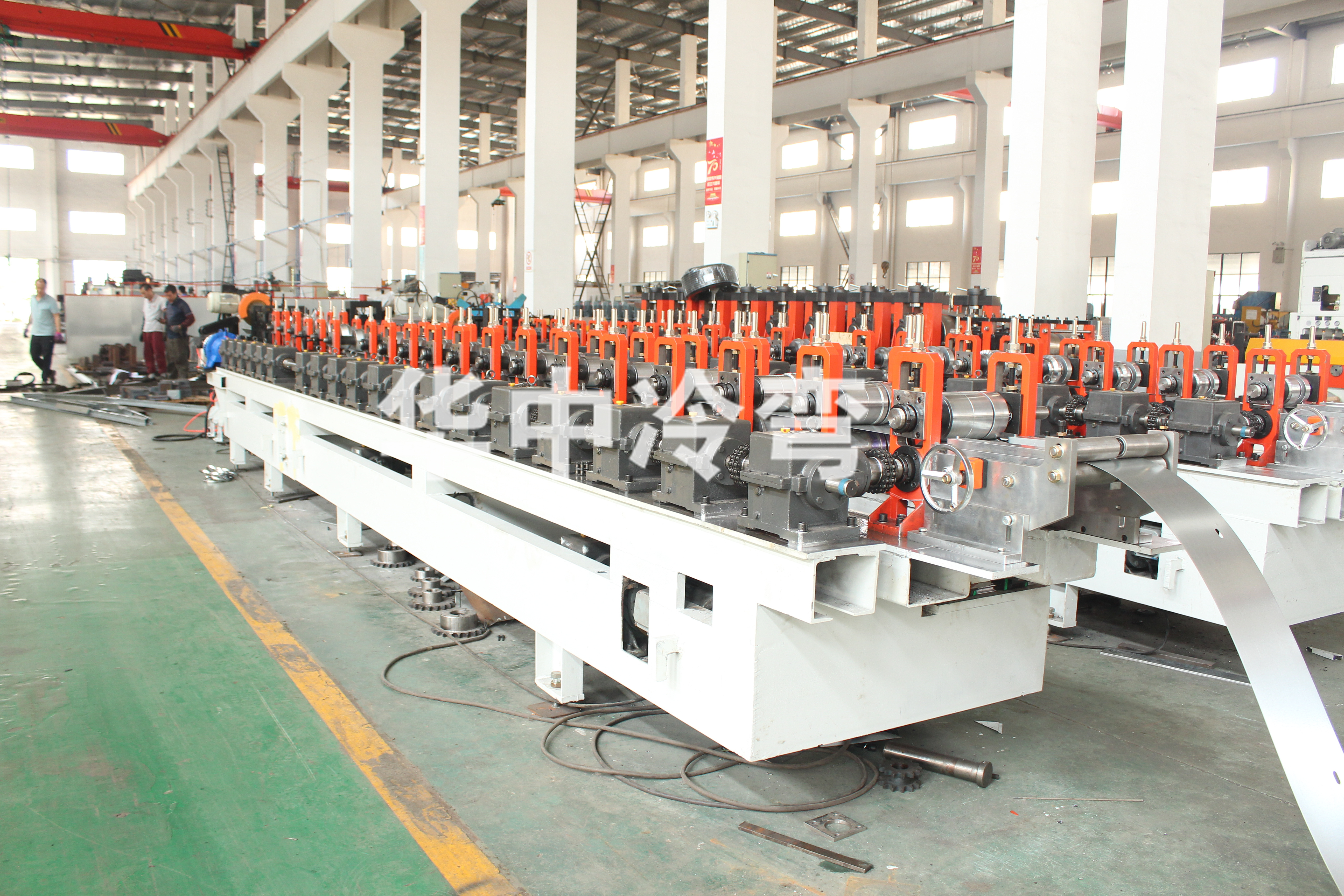 地轨插板冷弯成型机 (5)