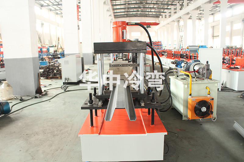 粮仓立柱成型机 (8)