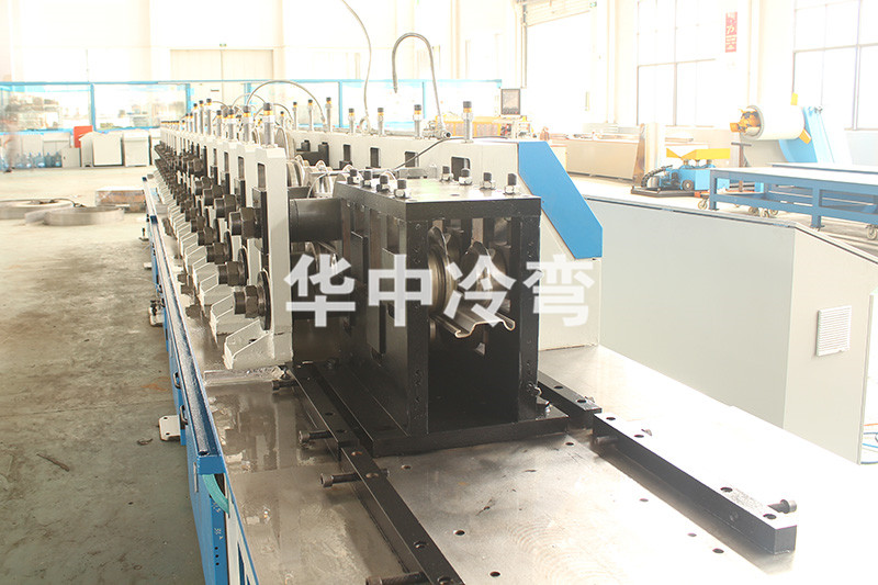 不锈钢冷弯成型机 (4)