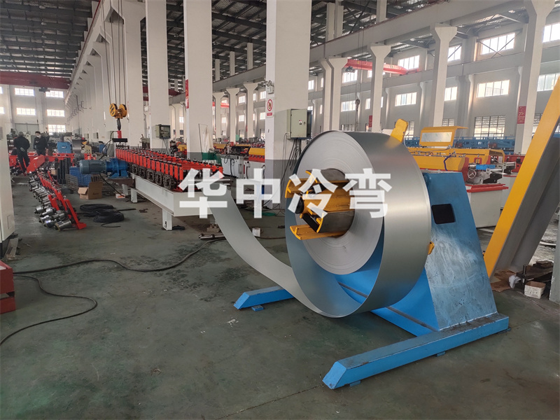 快速门轨道冷弯成型机 (3)