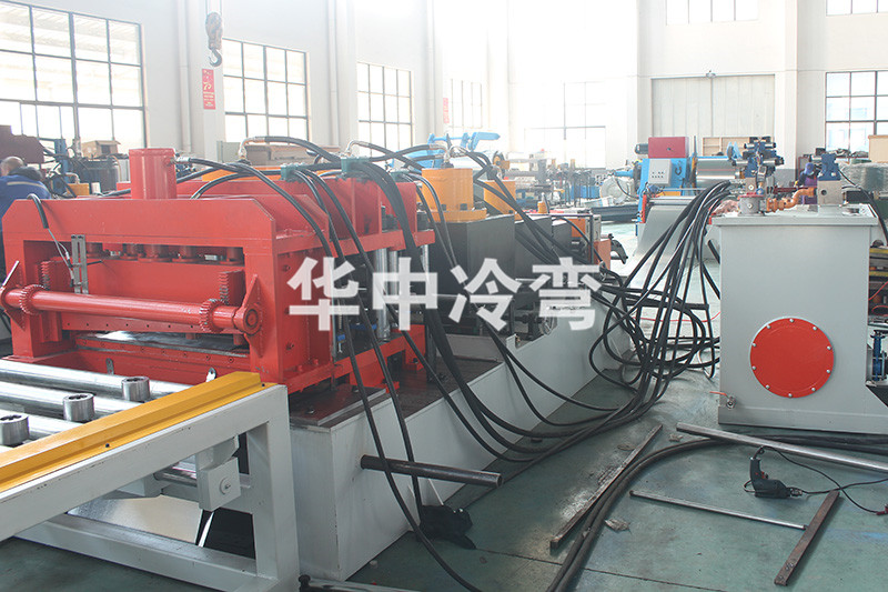 400桥架冷弯机 (5)