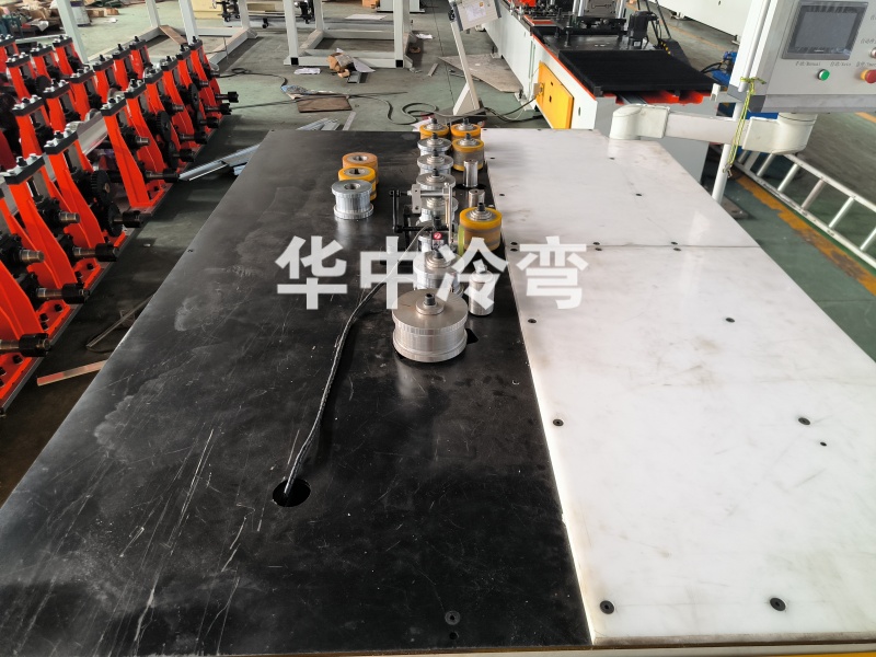 螺旋弯轨机（硬质快卷设备配套）