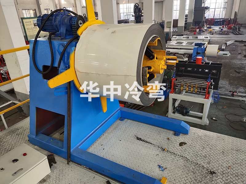 车库门冷弯成型机 (2)