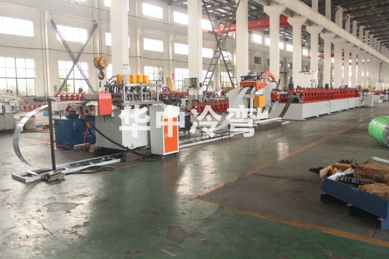 不锈钢U型冷弯成型机 (1)