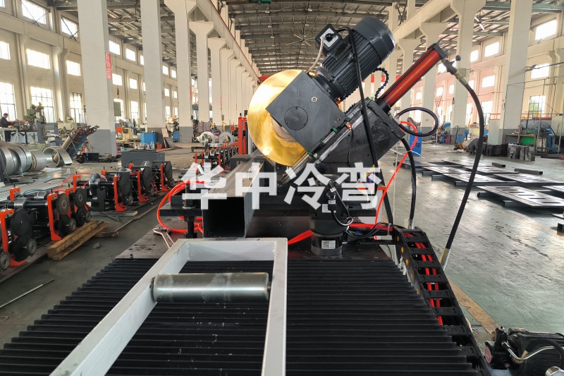 立柱冷弯成型机（凉亭立柱）