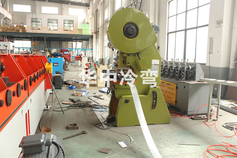 风管配件冷弯成型机 (3)