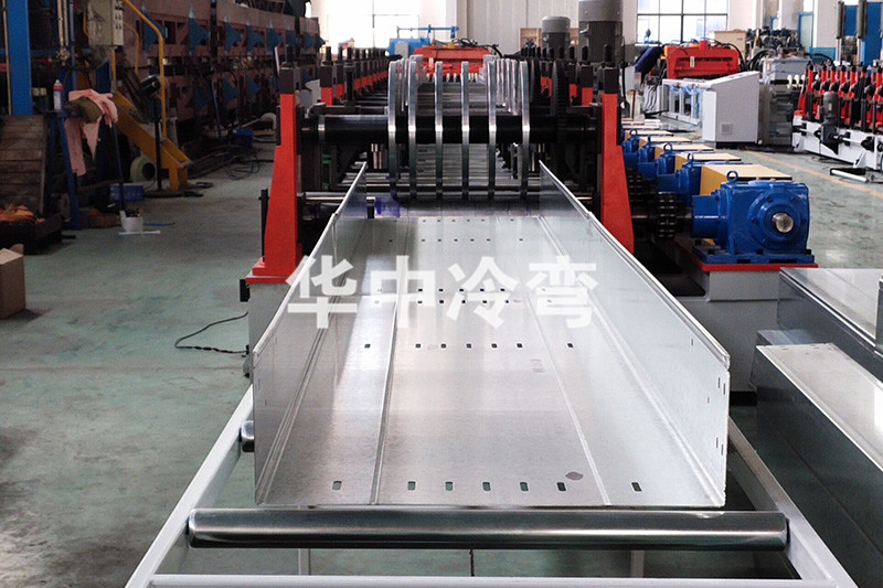 600桥架冷弯机 (6)