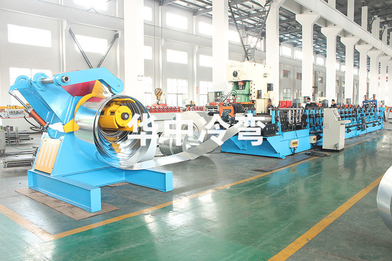 UCZ冷弯成型机 (6)