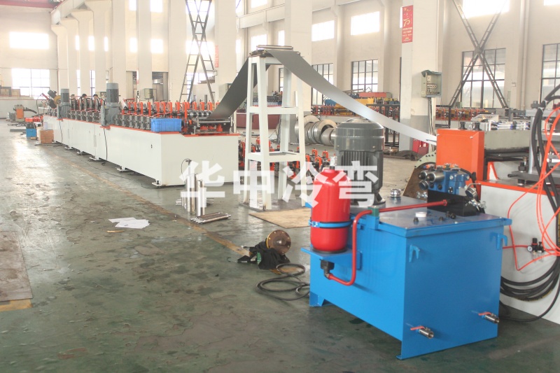 立柱冷弯成型机（凉亭立柱）