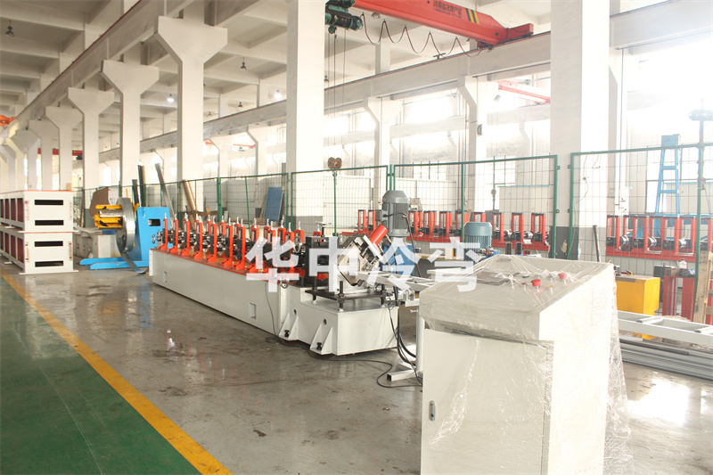 C型钢冷弯成型机 (1)