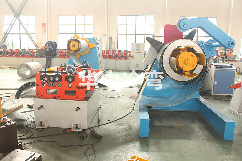 600mm桥架盖板冷弯机 (8)