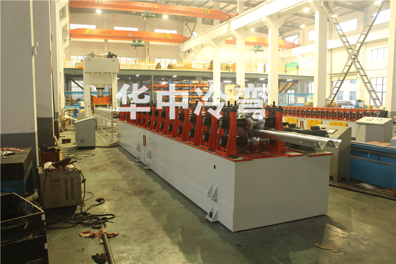 二波护栏冷弯成型机 (3)