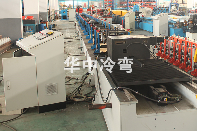 苏州边框组合型材成型机 (2)