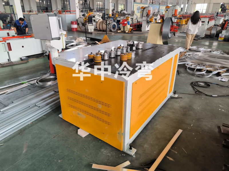 螺旋弯轨机（硬质快卷设备配套）