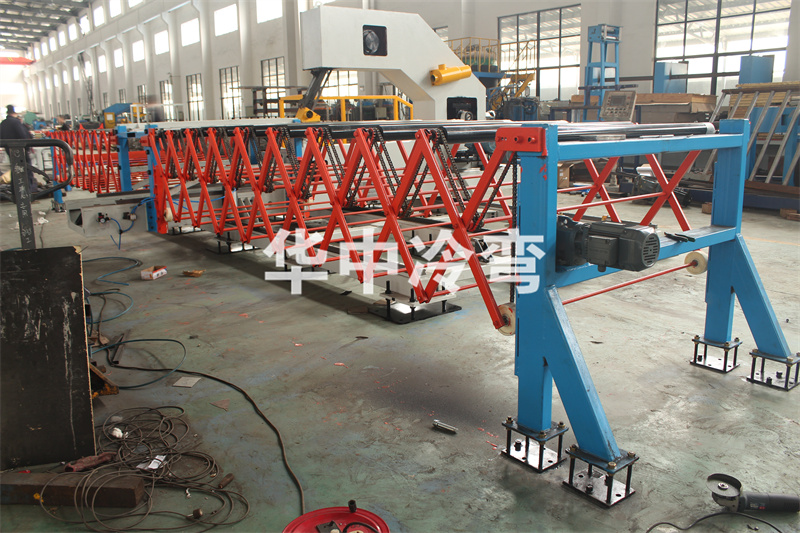 车库门自动跟踪带锯切断机 (4)