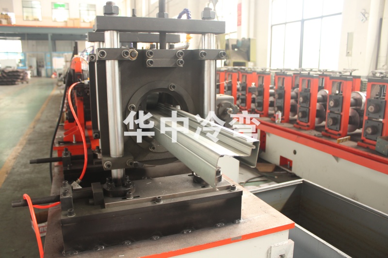 定制化门框成型机