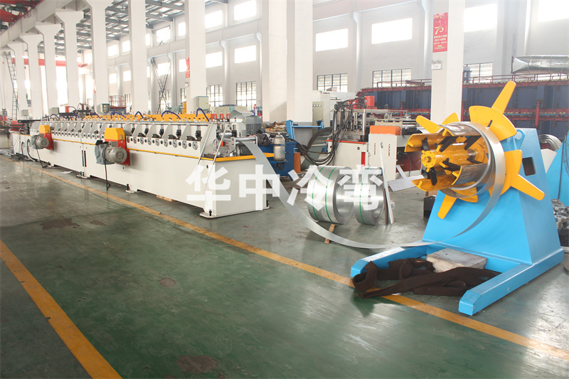 单墙龙骨成型机 (4)