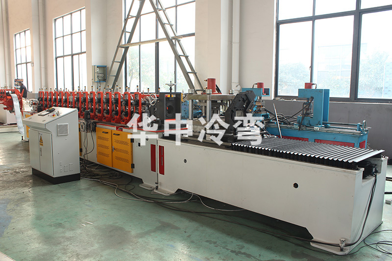 CU龙骨冷弯成型机 (4)