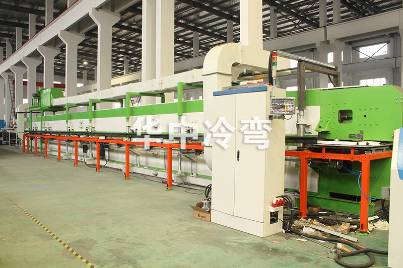 车库门自动生产线 (11)