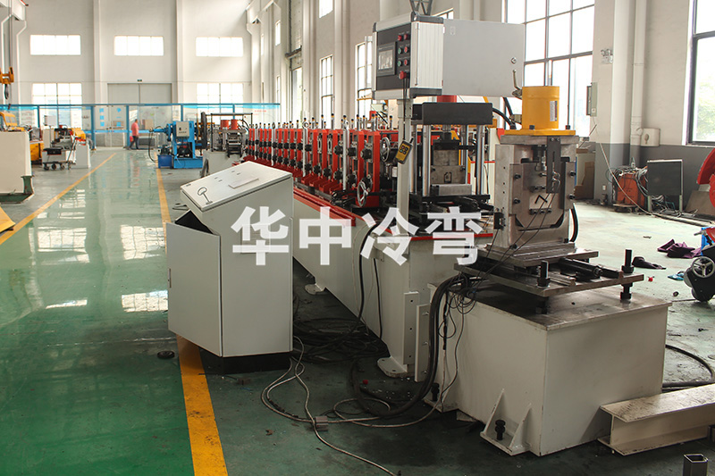 三角轨道成型机 (3)