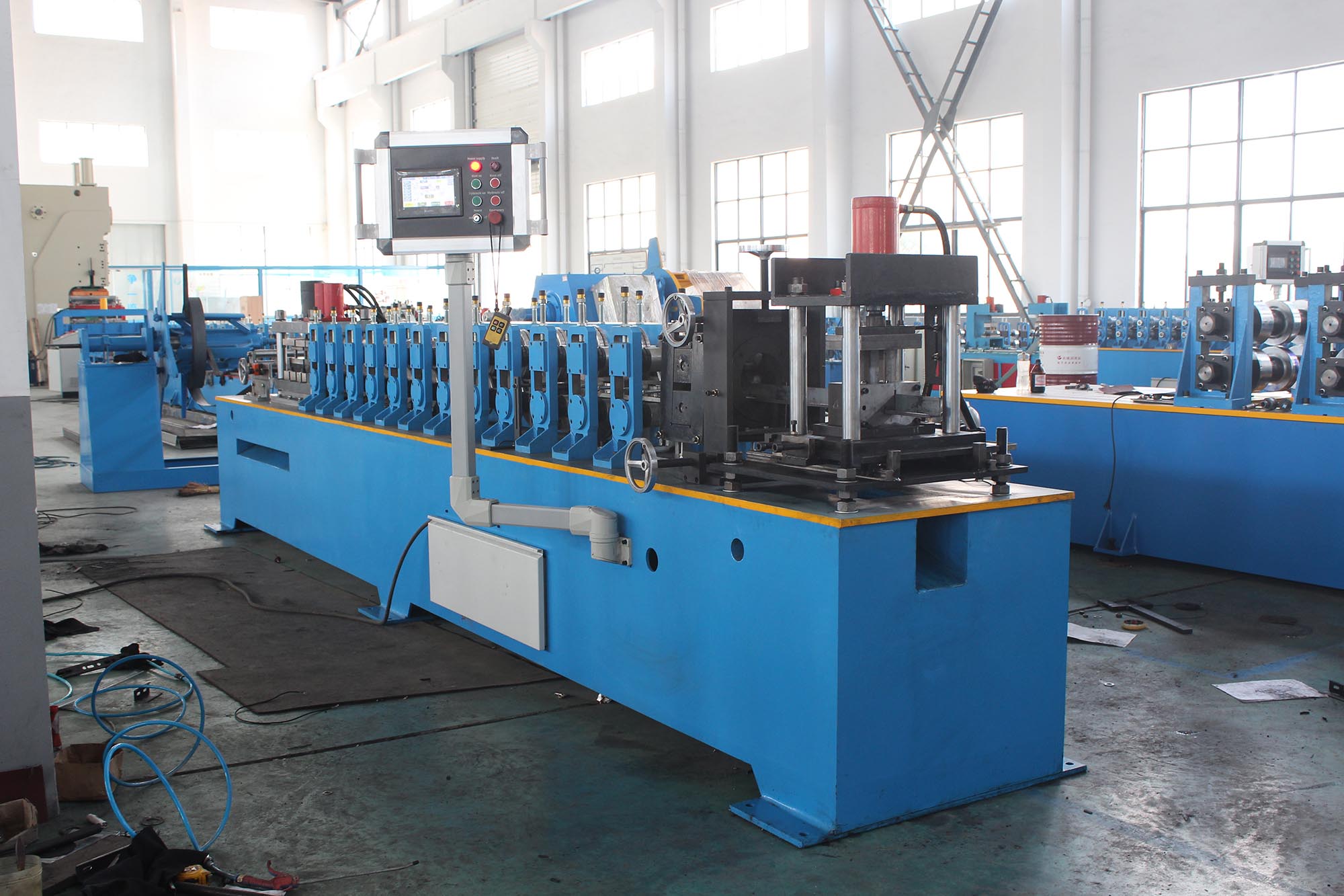 光伏支架成型机-6