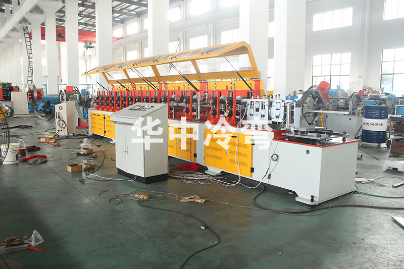桥架冷弯成型机 (1)