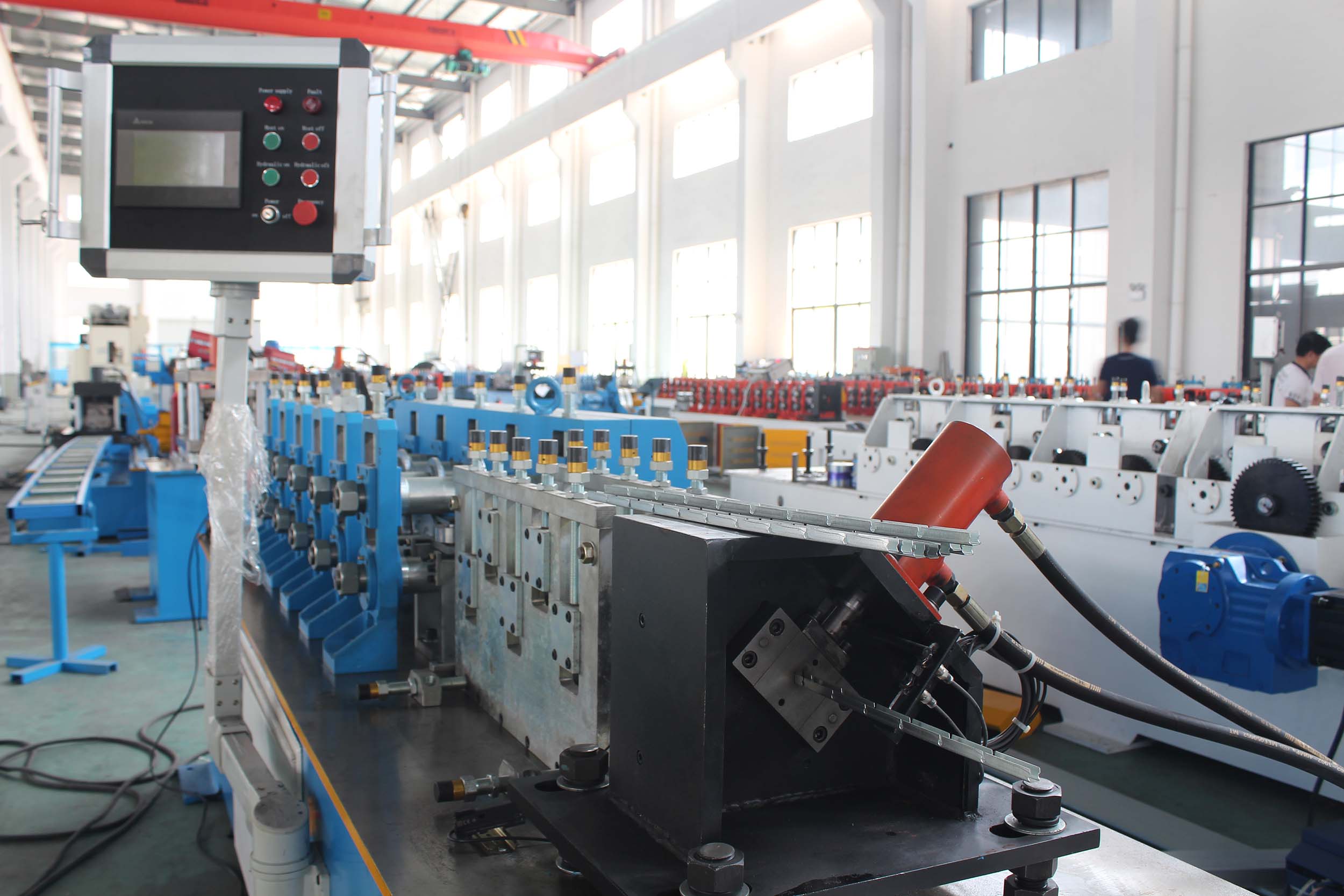 申达C型成型机-3