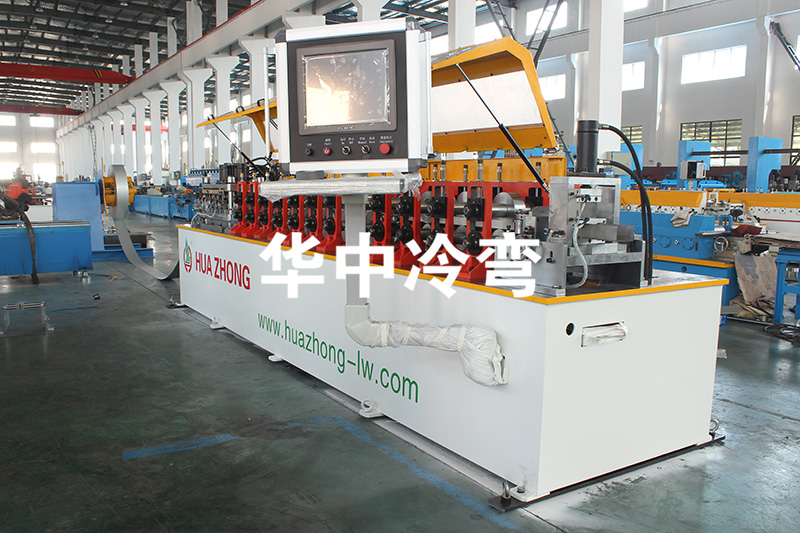 轻钢龙骨成型机 (5)