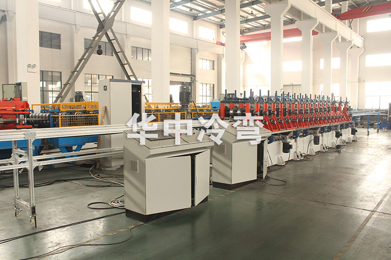 C型钢成型机 (3)