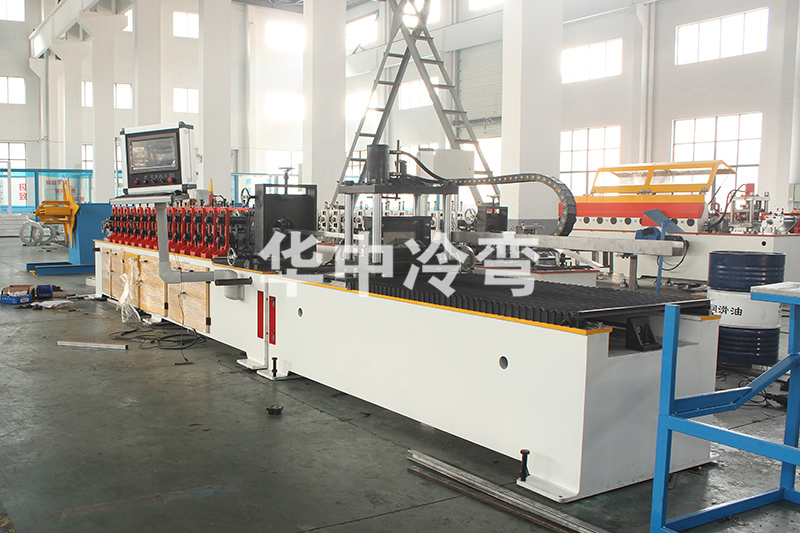 CU冷弯成型机 (2)