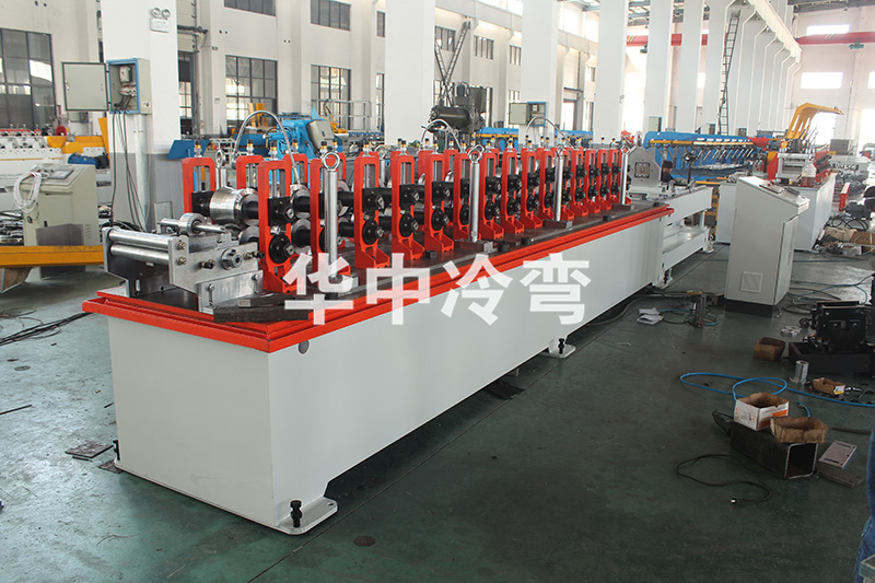 塑钢衬套冷弯成型机 (6)