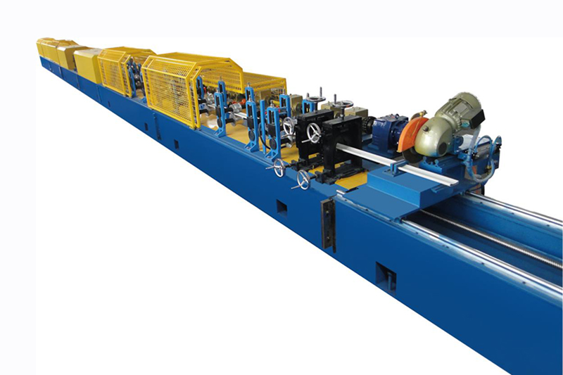 用于77mm卷帘门-1的滚压成型机