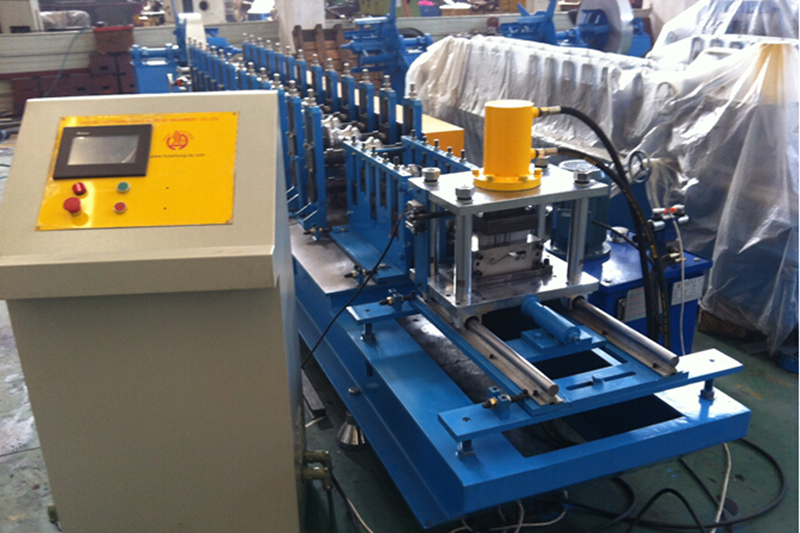 卷簾門(mén)成型機-2